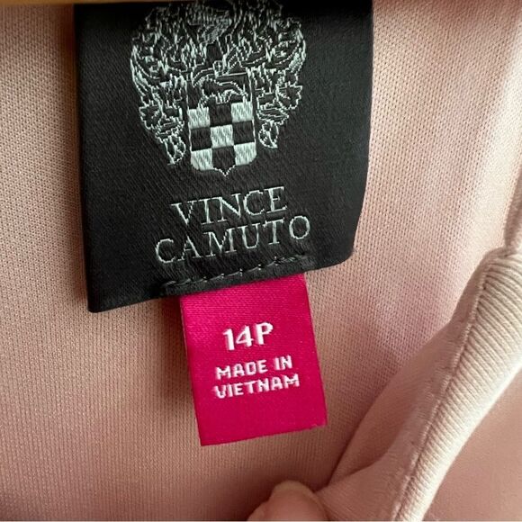 VINCE CAMUTO Size 14P Laser Detail Light Pink Dress has pockets! - Picture 10 of 16